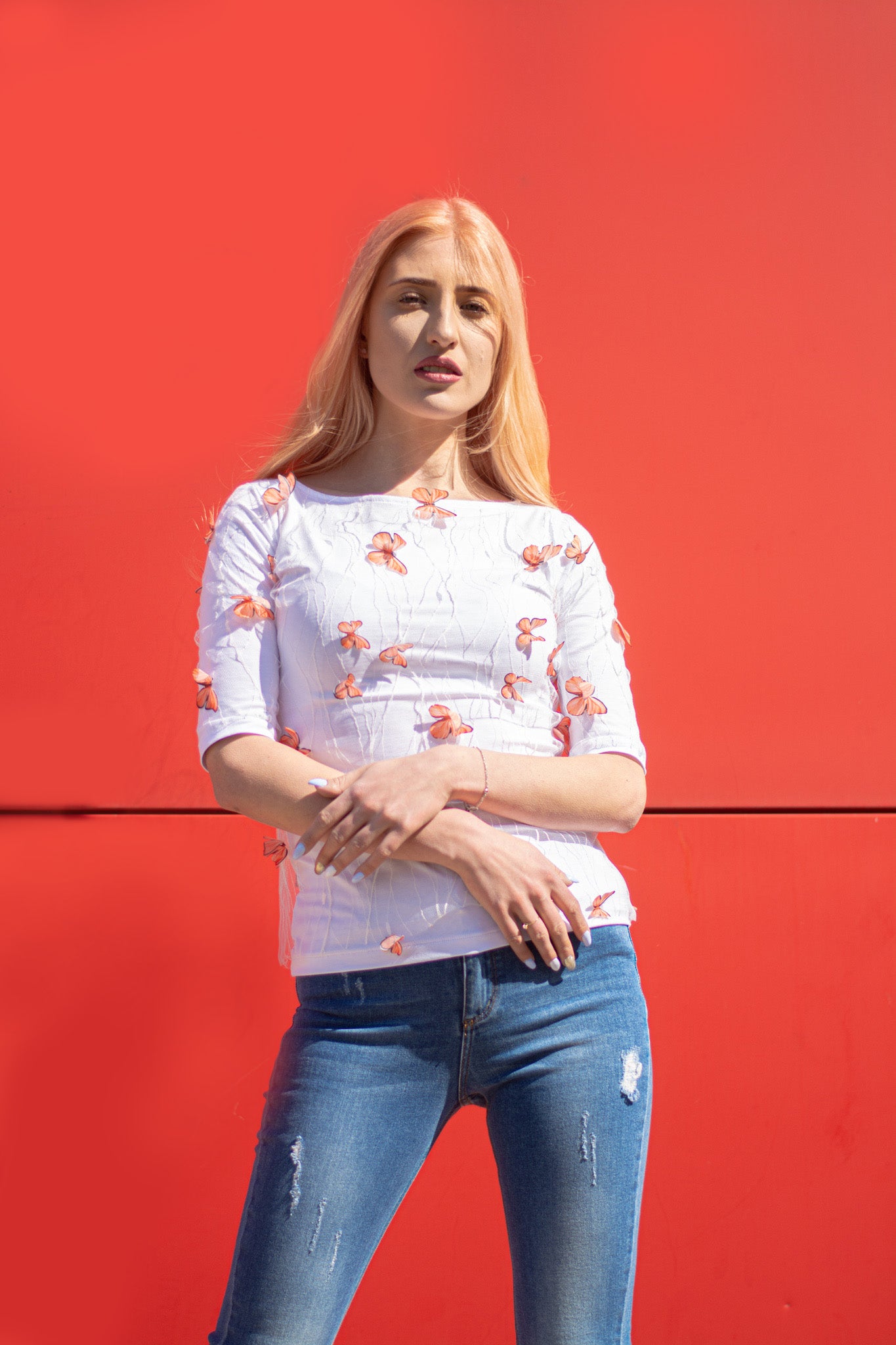 Women white boat neck t-shirt with 3D butterflies 3/4 sleeves