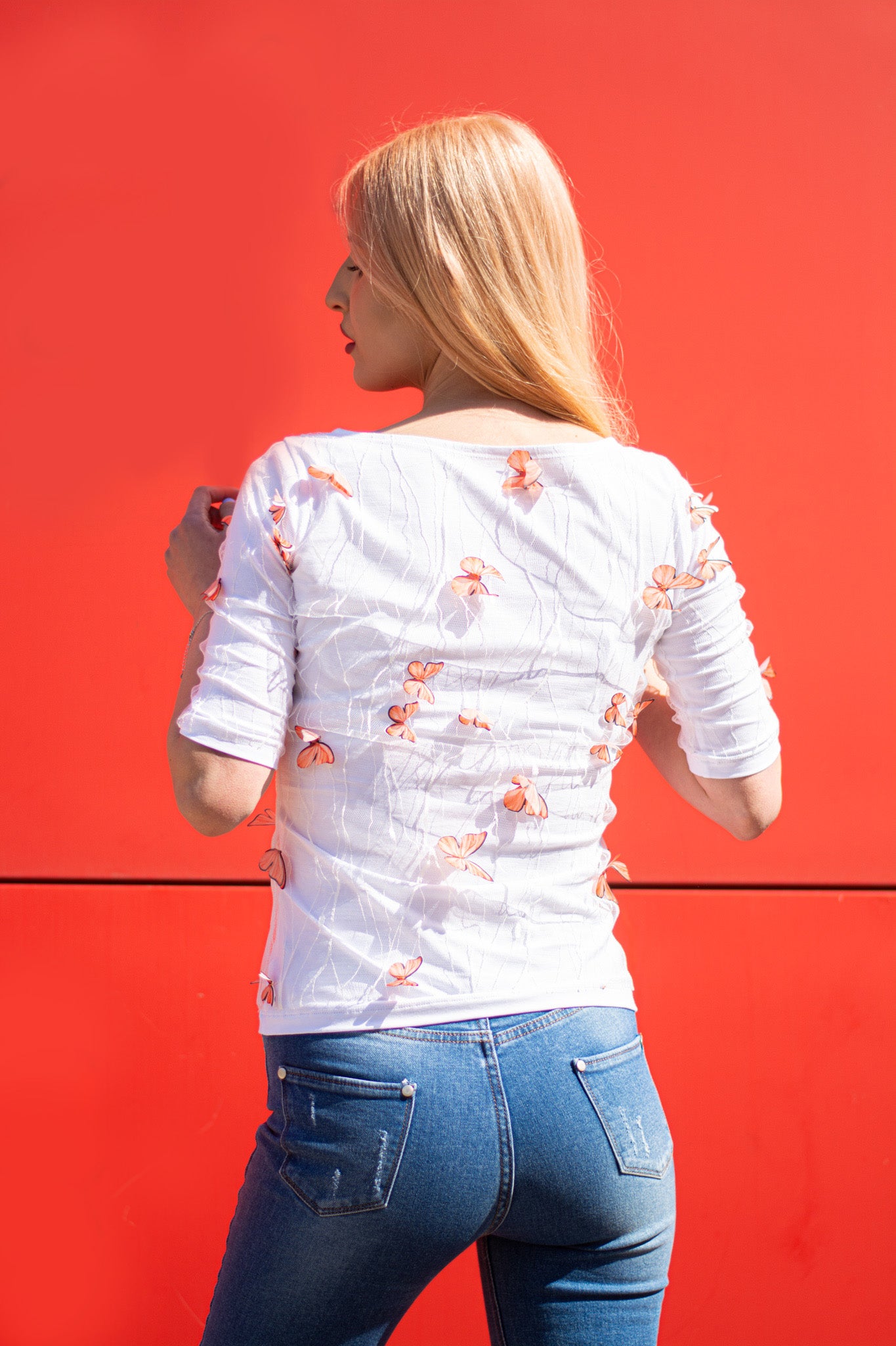 Women white boat neck t-shirt with 3D butterflies 3/4 sleeves