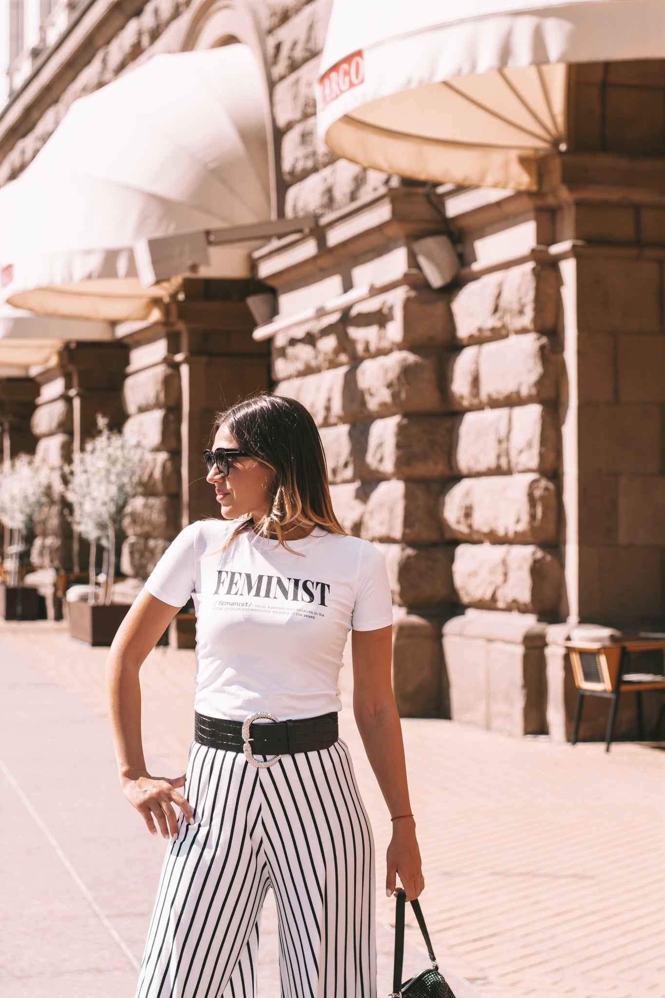 Women t-shirt 'Feminist.'