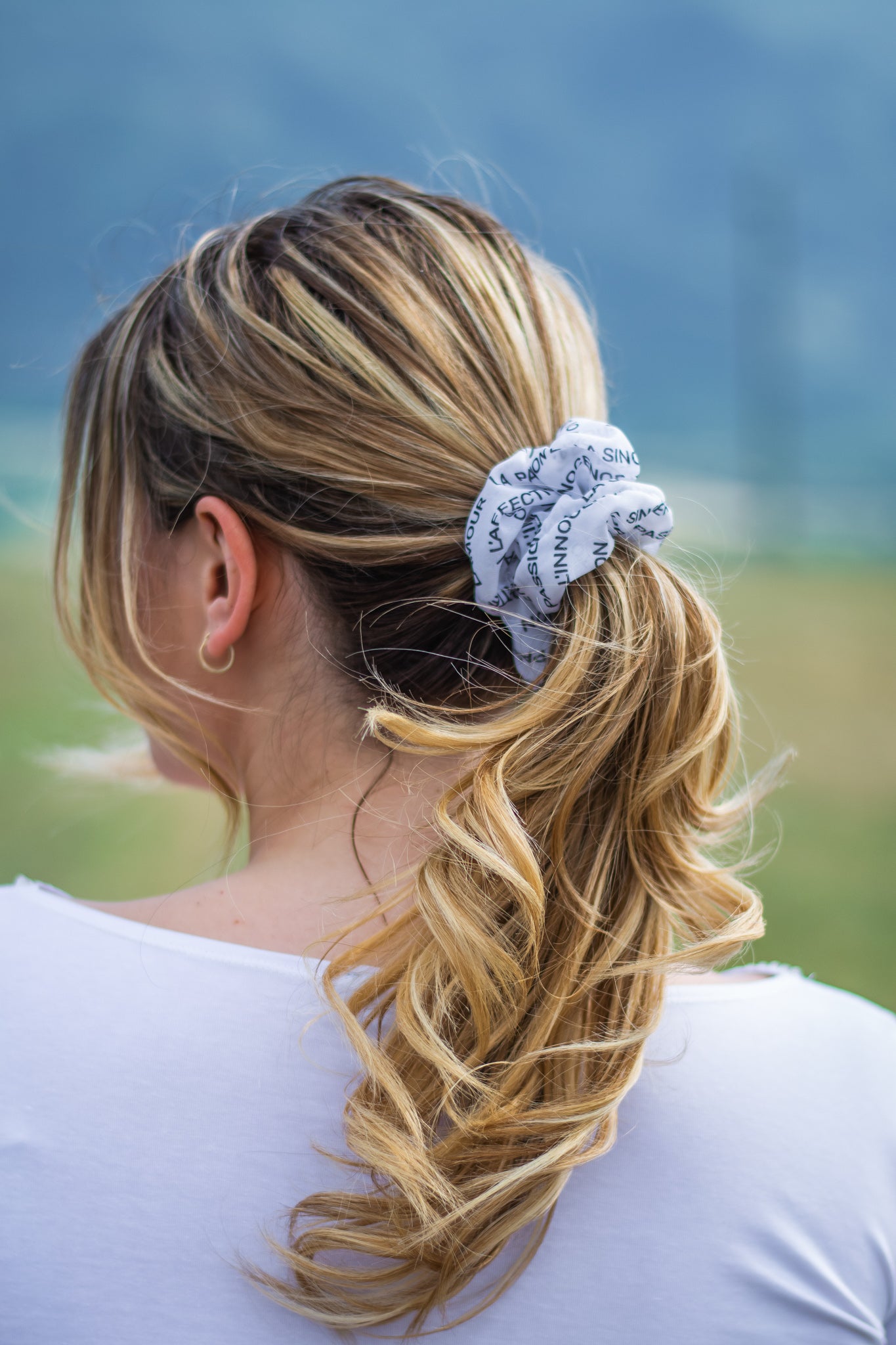 Women scrunchie 'Les émotions' white