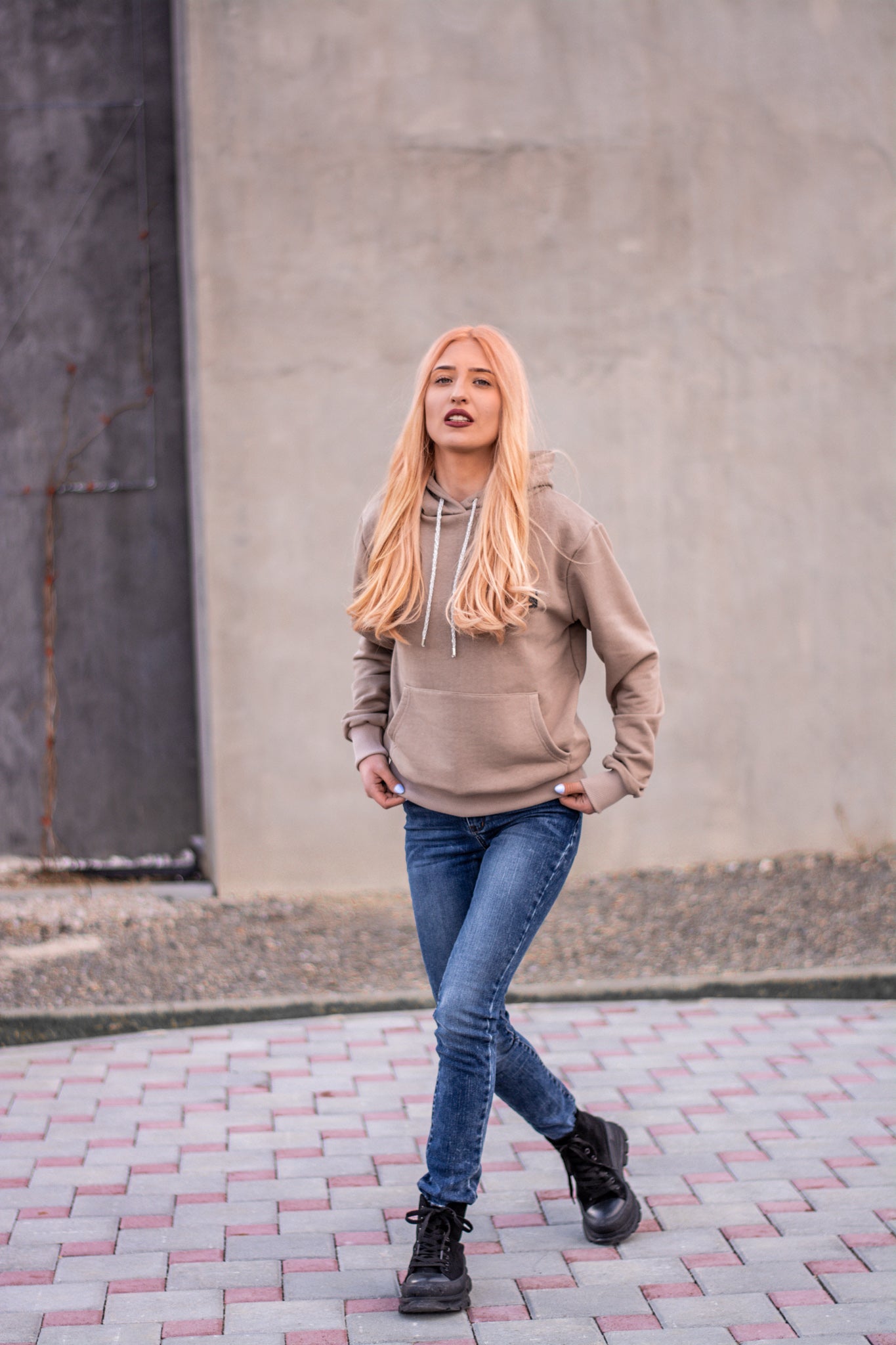 Women beige hoodie with logo badge