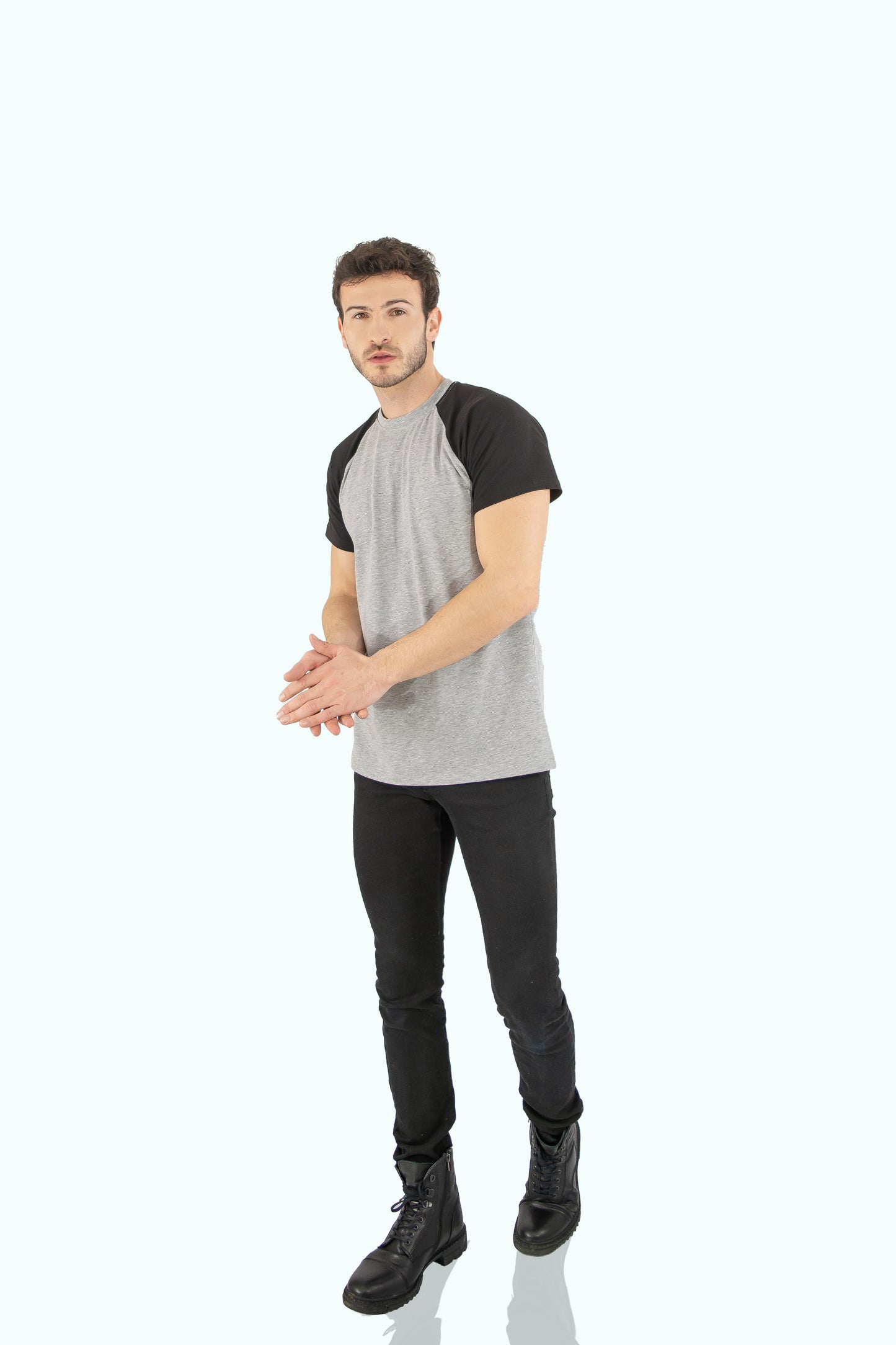 Men grey cotton t-shirt black short sleeve type raglan