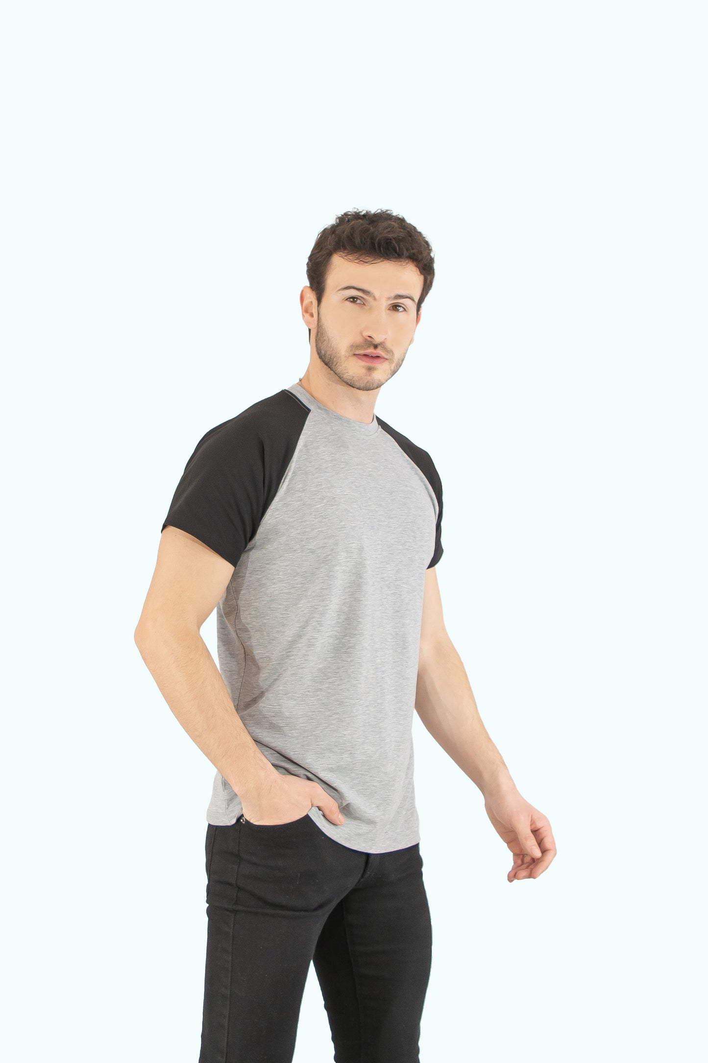 Men grey cotton t-shirt black short sleeve type raglan