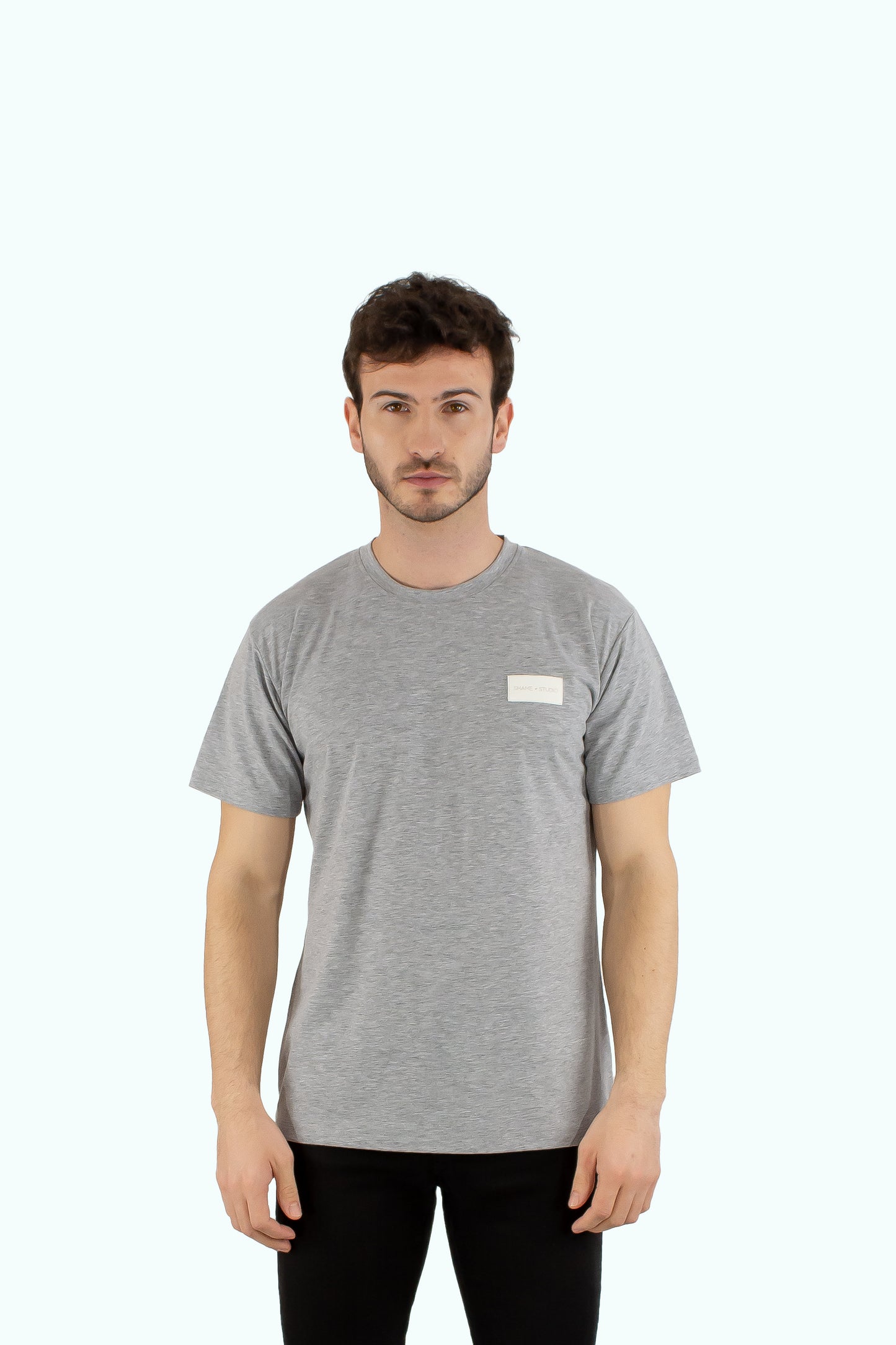 Men grey cotton t-shirt with white logo badge