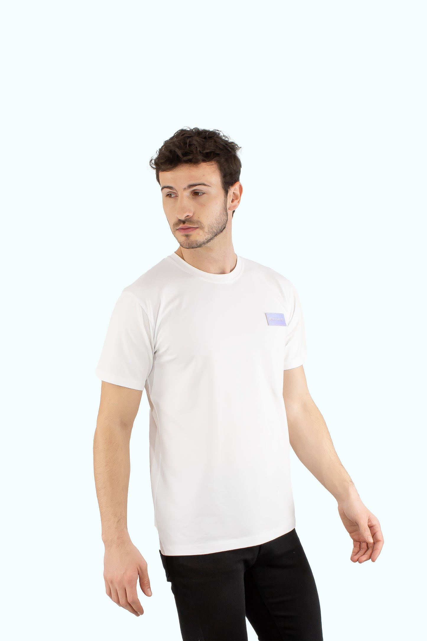 Men white cotton t-shirt with chrome logo badge