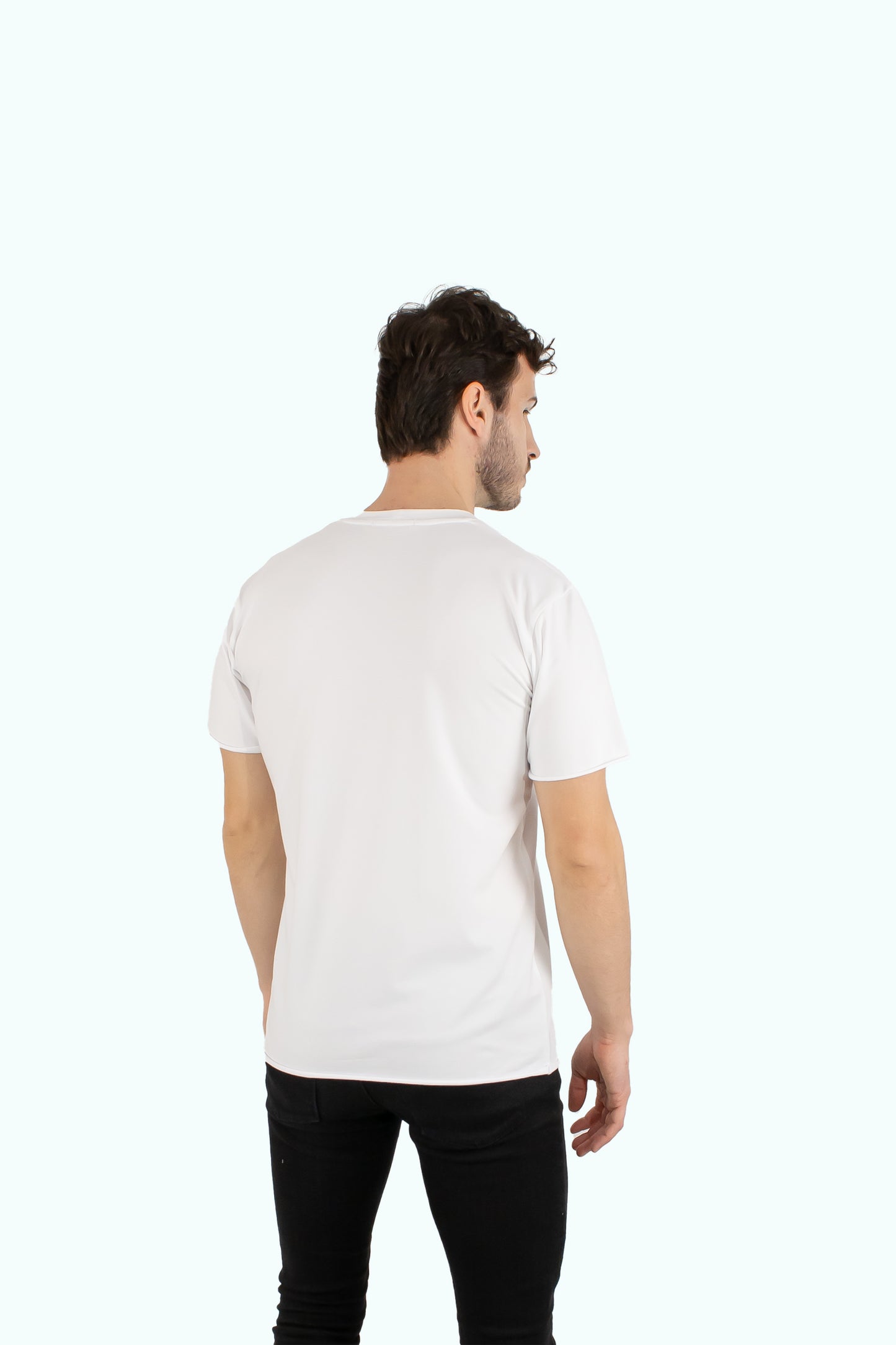 Men white cotton t-shirt with short sleeve and front pocket