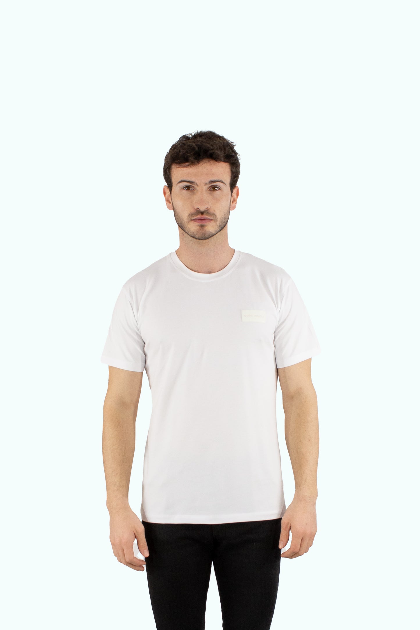 Men white cotton t-shirt with white logo badge