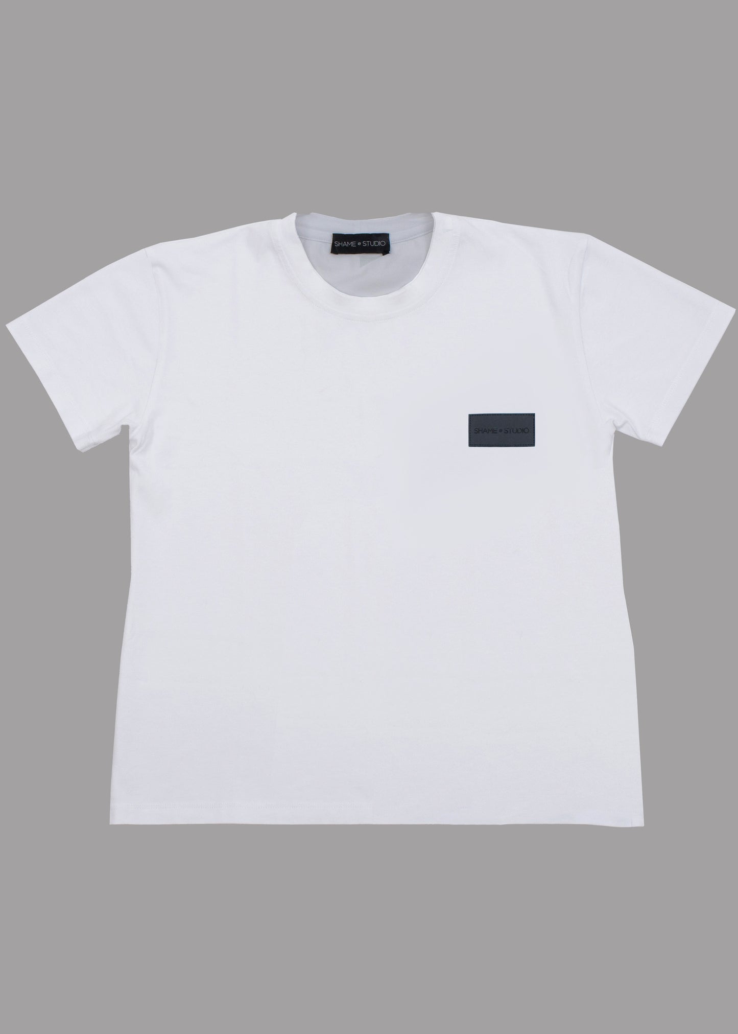 Men white cotton t-shirt with logo badge