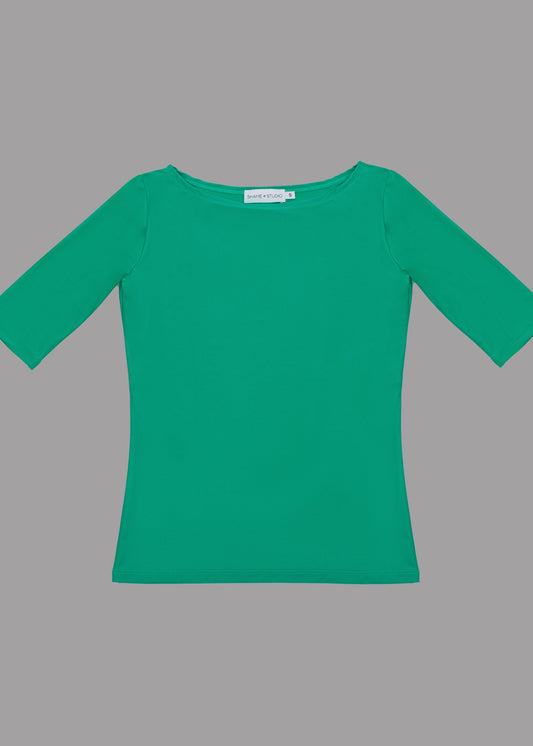 Women green boat neck t-shirt 3/4 sleeves