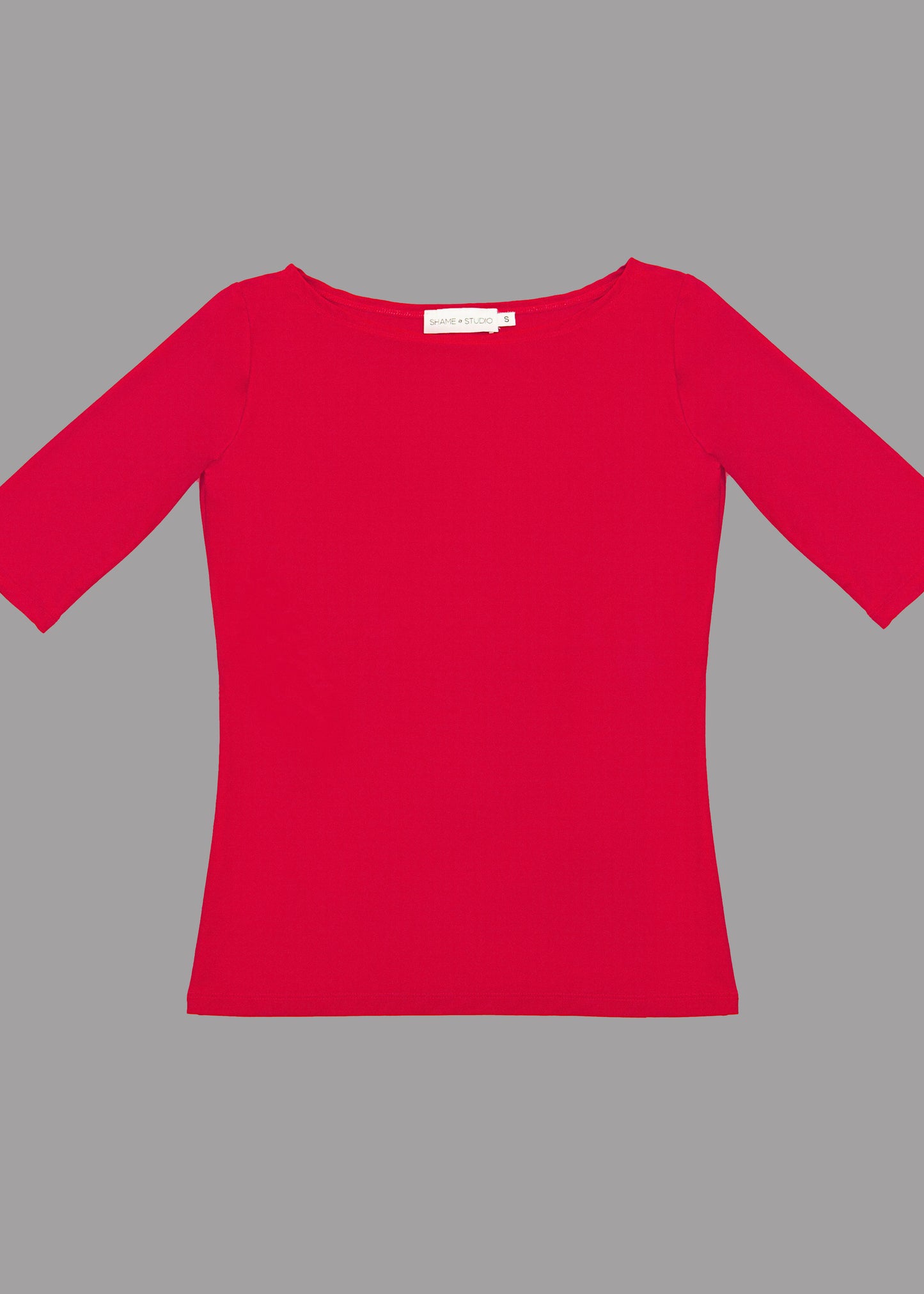 Women red boat neck t-shirt 3/4 sleeves