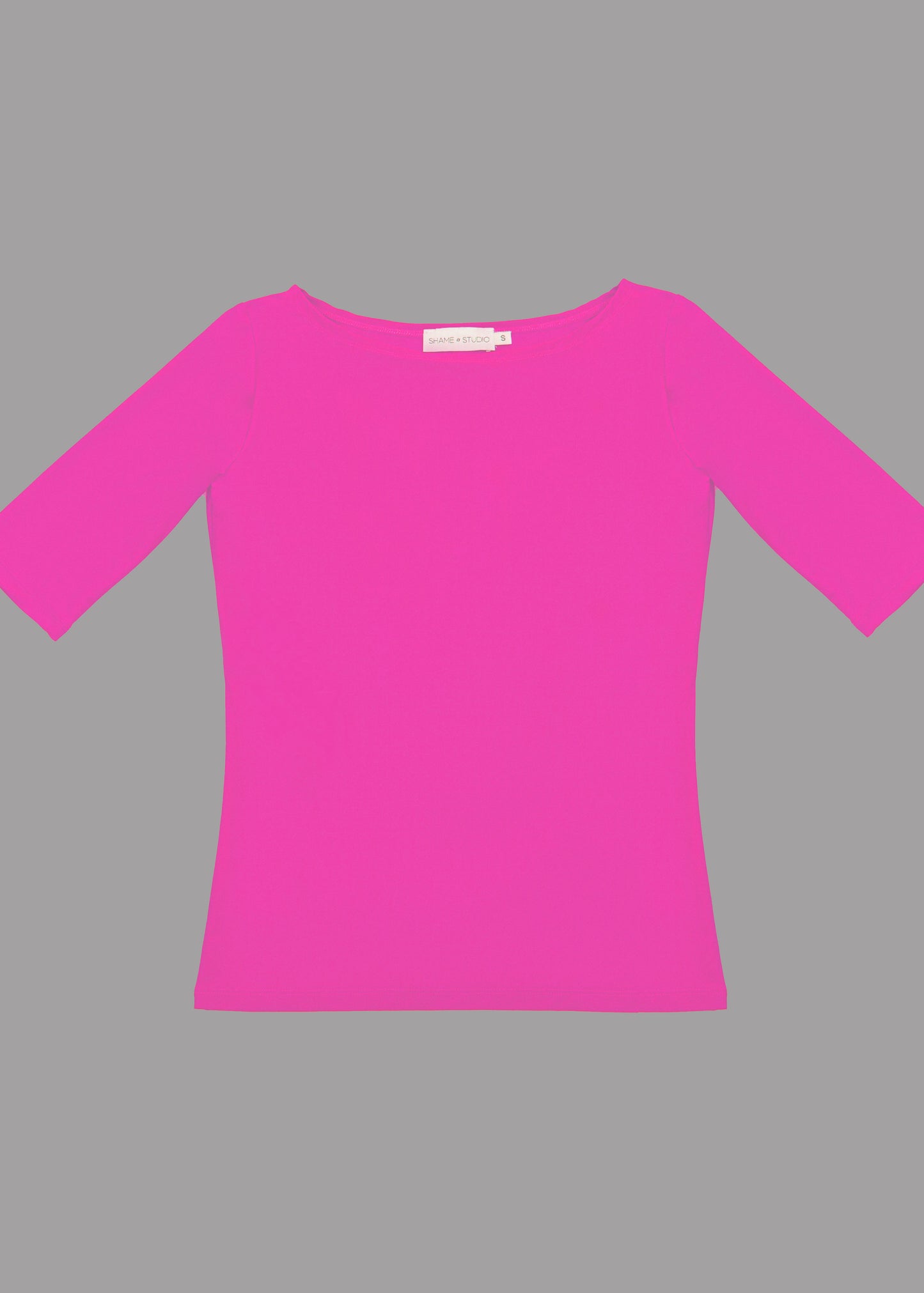 Women fuschia boat neck t-shirt 3/4 sleeves